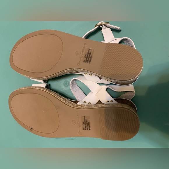 Tommy Bahama Espadrille White. Size 9 - Picture 4 of 4